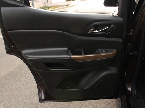 Used 2017 GMC Acadia SLE w/ Driver Alert Package I AWD/4WD image 20