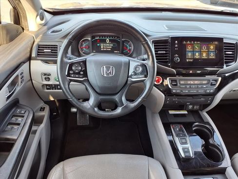 Used 2019 Honda Pilot Elite image 14