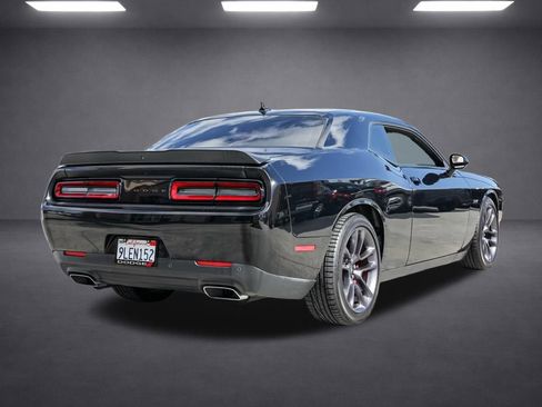 Used 2023 Dodge Challenger R/T w/ Plus Package image 4
