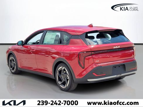New 2026 Kia K4 EX FWD image 4
