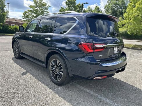Used 2024 INFINITI QX80 Sensory AWD/4WD image 5