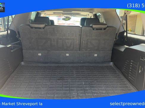 Used 2019 GMC Yukon XL SLT image 10