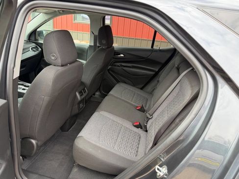 Used 2022 Chevrolet Equinox LT AWD/4WD image 9