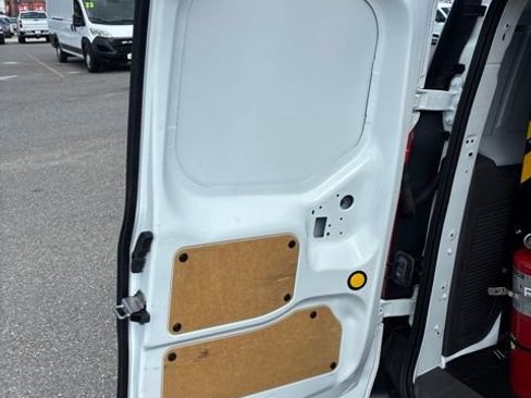 Used 2023 Ford Transit Connect XL FWD image 9