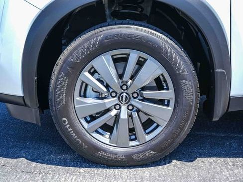 Used 2025 Nissan Pathfinder SV w/ Cargo Package FWD image 12