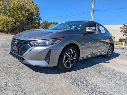 Used 2024 Nissan Sentra SV image 8