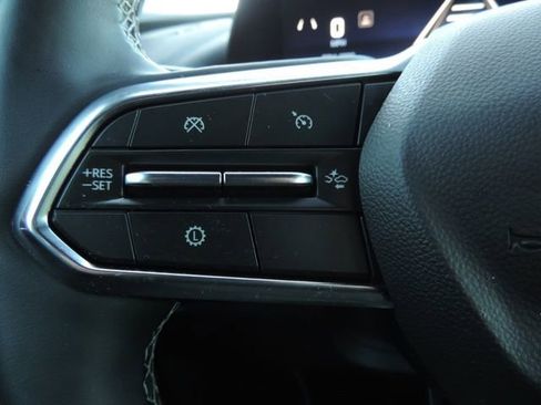 Certified 2025 Chevrolet Traverse Z71 w/ Driver Confidence Package image 30