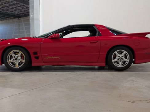Used 2002 Pontiac Firebird Trans Am w/ SLP Firehawk Pkg RWD image 7
