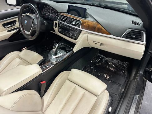 Used 2020 BMW 430i Convertible w/ Convenience Package image 18