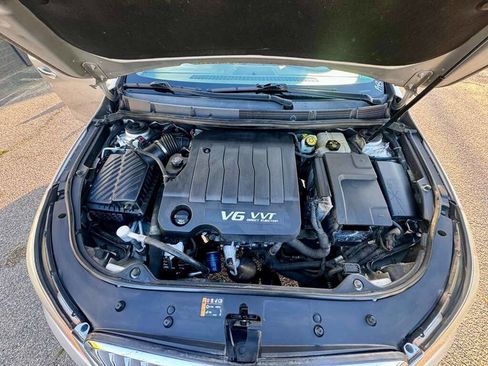 Used 2012 Buick LaCrosse Premium image 10
