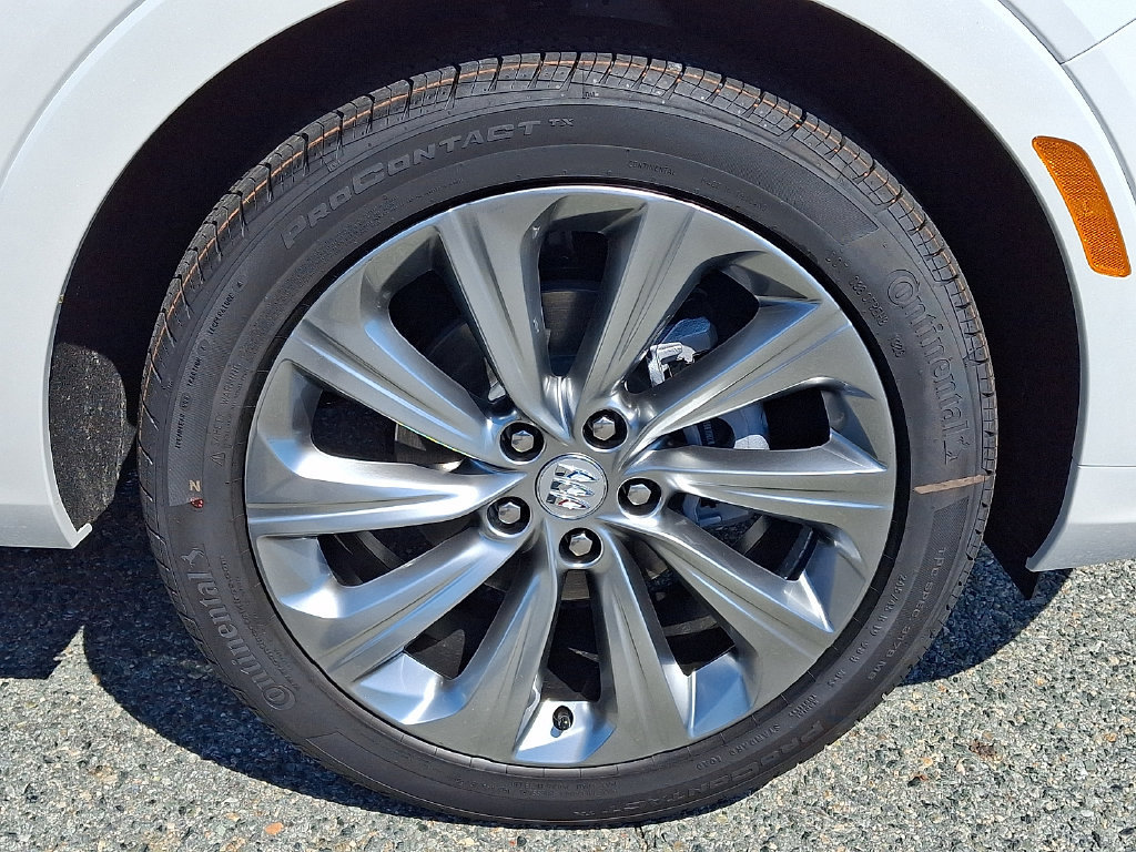 New 2026 Buick Envista Sport Touring FWD image 5