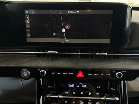 Used 2024 Kia Carnival SX FWD image 34