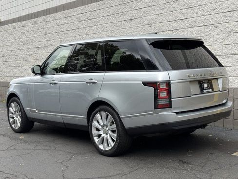 Used 2015 Land Rover Range Rover Supercharged AWD/4WD image 2