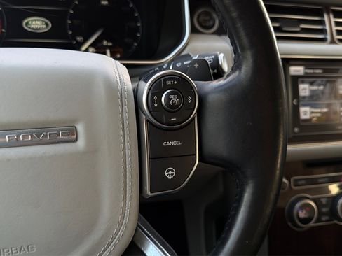 Used 2016 Land Rover Range Rover HSE image 33
