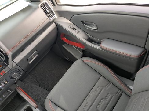 New 2026 Nissan Frontier PRO-4X w/ Tow Package image 23