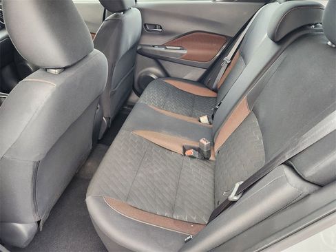 Used 2024 Nissan Kicks SR image 28