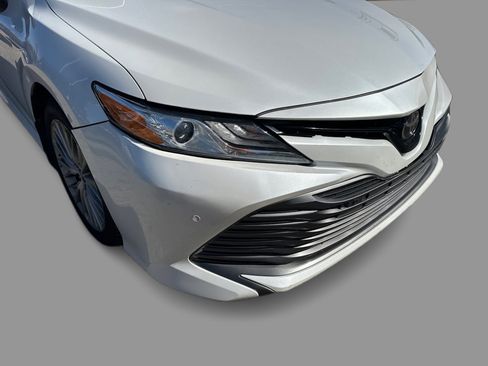 Used 2018 Toyota Camry XLE FWD image 37