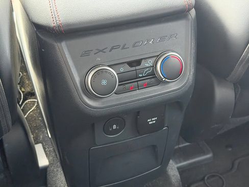 Used 2025 Ford Explorer ST AWD/4WD image 23