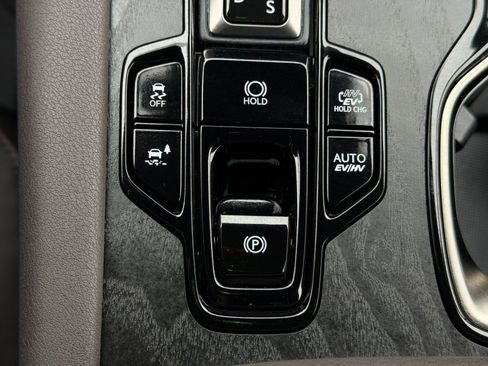 New 2026 Lexus RX 450h AWD image 32