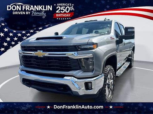 Used 2024 Chevrolet Silverado 2500 LT AWD/4WD image 1