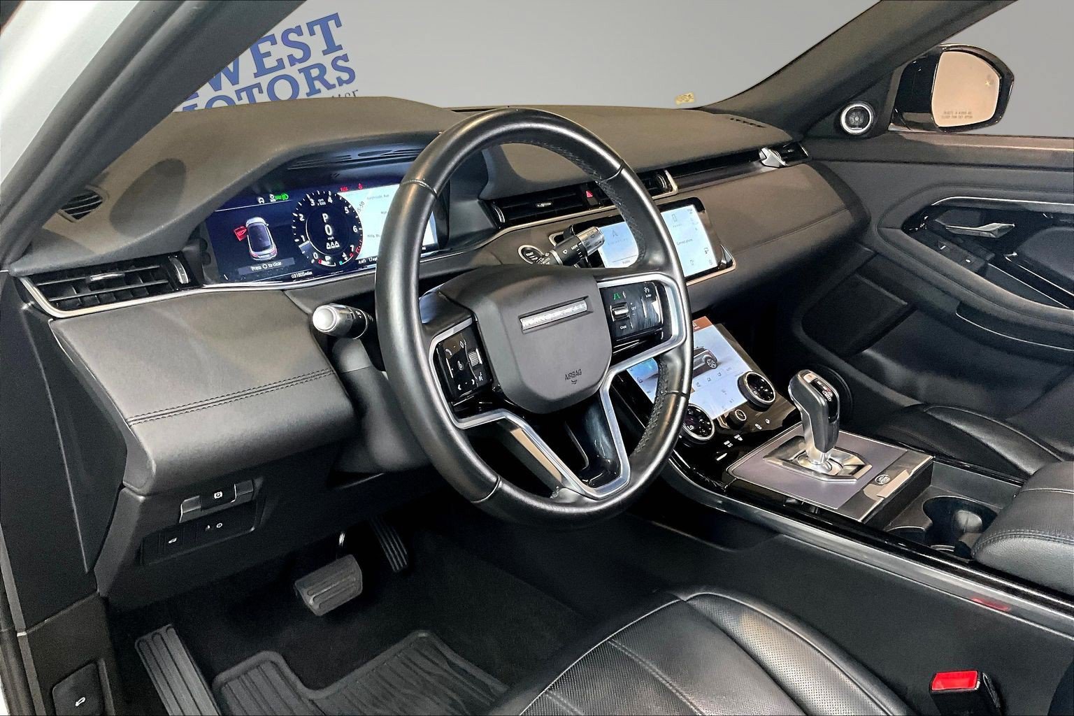 Used 2021 Land Rover Range Rover Evoque SE AWD/4WD image 17