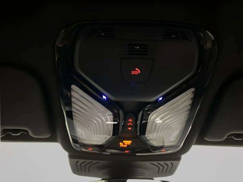 Used 2024 BMW X3 xDrive30i AWD/4WD image 9