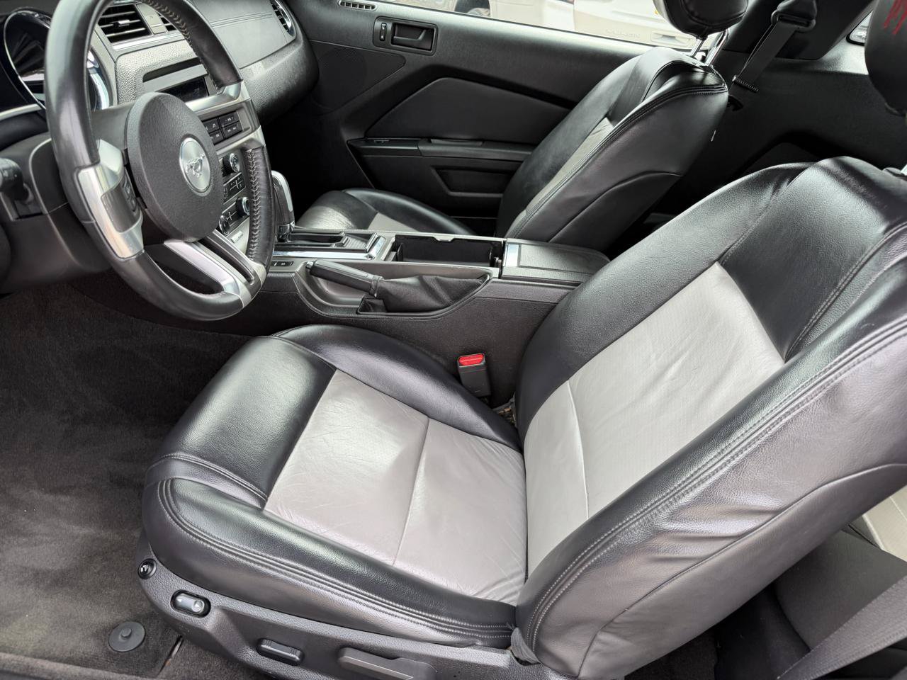 Used 2013 Ford Mustang Coupe w/ V6 Performance Pkg RWD image 6
