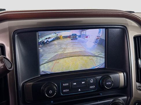 Used 2018 Chevrolet Silverado 2500 High Country image 19