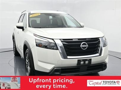 Used 2024 Nissan Pathfinder SV