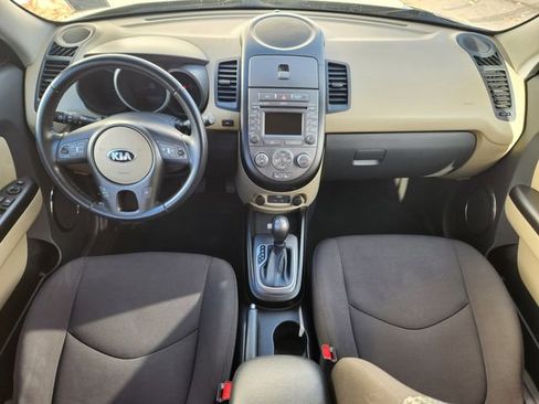 Used 2013 Kia Soul ! image 14
