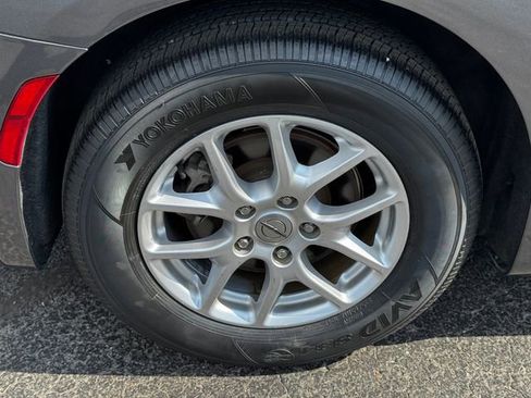 Certified 2023 Chrysler Pacifica Touring-L FWD image 12