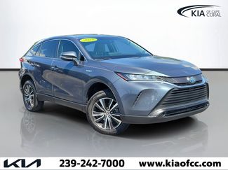Used 2021 Toyota Venza LE AWD/4WD video 1