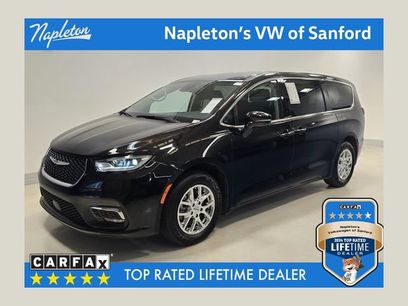 Used 2024 Chrysler Pacifica Touring-L