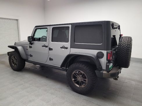 Used 2016 Jeep Wrangler Unlimited Sahara AWD/4WD image 3