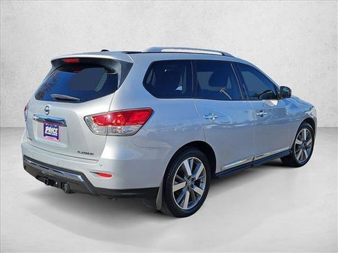 Used 2015 Nissan Pathfinder Platinum w/ Cargo Package image 5