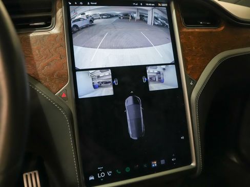 Used 2020 Tesla Model X Performance AWD/4WD image 29