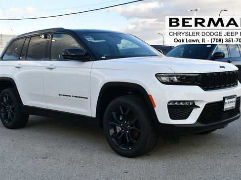 New 2025 Jeep Grand Cherokee Limited w/ Trailer Tow Package AWD/4WD image 1