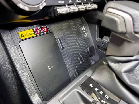 Certified 2024 Toyota Tacoma SR5 image 41