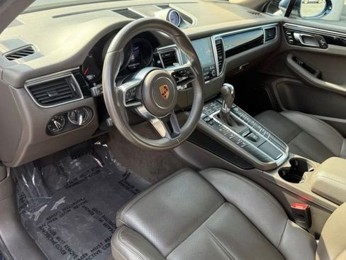 Used 2018 Porsche Macan S AWD/4WD image 4