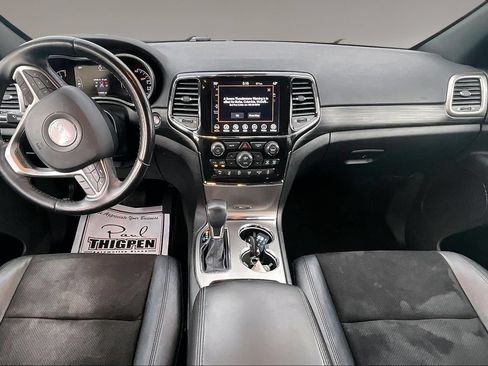 Used 2022 Jeep Grand Cherokee Laredo X RWD image 8