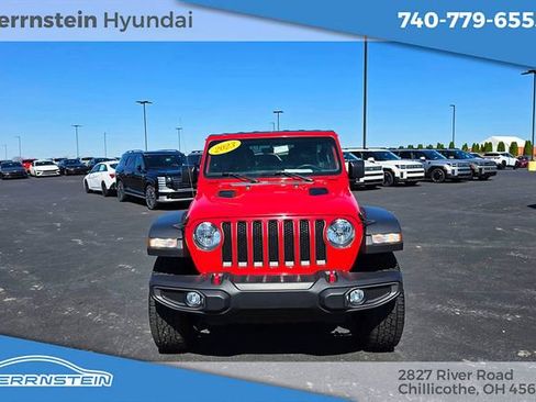 Used 2023 Jeep Wrangler Unlimited Rubicon image 2
