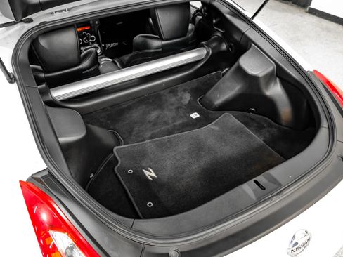 Used 2013 Nissan 370Z Touring w/ Sport Pkg RWD image 51