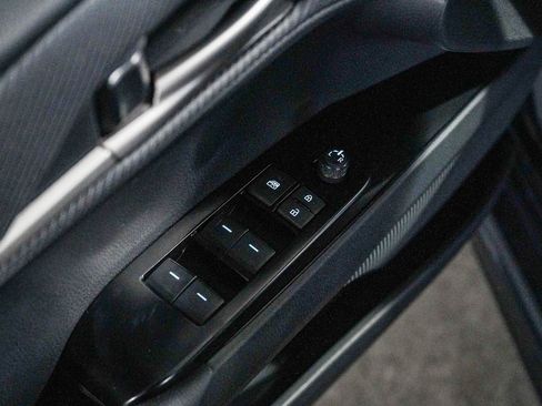 New 2026 Toyota Camry SE FWD image 22