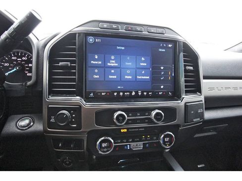 Used 2022 Ford F250 Platinum image 21