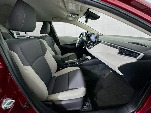 Used 2023 Toyota Corolla LE FWD image 28