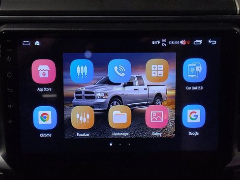 Used 2018 RAM 1500 Classic SLT AWD/4WD image 25