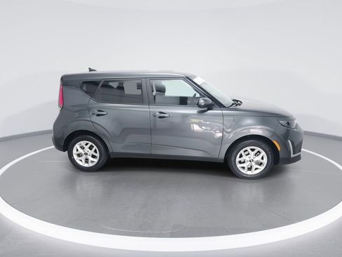 Certified 2025 Kia Soul LX FWD image 2
