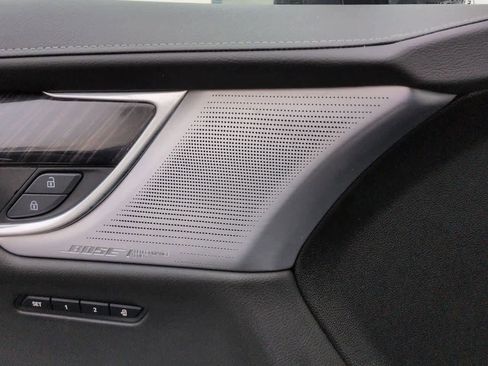 Certified 2025 Cadillac XT6 Premium Luxury image 33