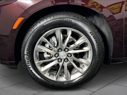 Certified 2022 Buick Enclave Avenir w/ Avenir Technology Package image 10