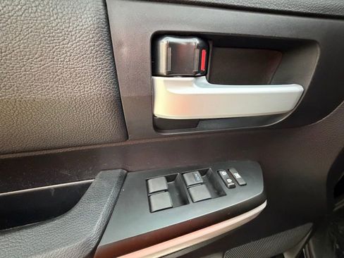 Used 2021 Toyota Tundra SR5 w/ SR5 Leather Package image 25